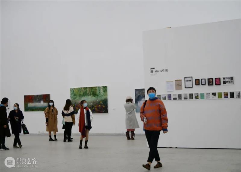 现场 | 蓝顶美术馆三展同期开幕! 成都蓝顶美术馆 现场 蓝顶美术馆三展 同期 ————————————————————————展览 都市 铆钉 艺术 群落 西南 成都 崇真艺客